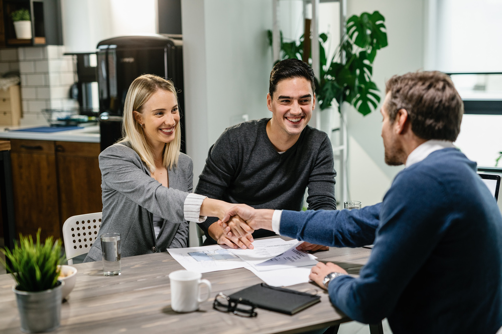 4 Reasons to Establish a Strong Relationship with Your Lender